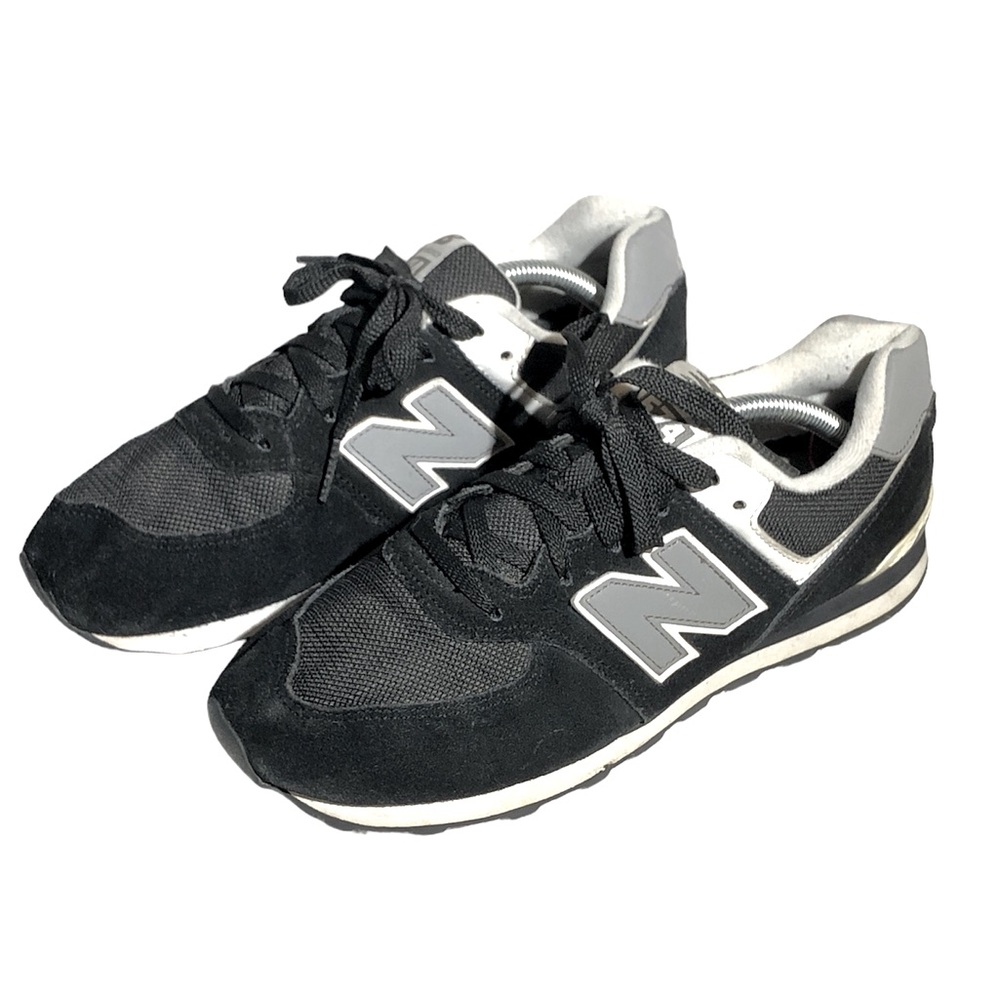 Women’s New Balance 574 Classics Black Grey White Sneakers Shoes Size 6.5